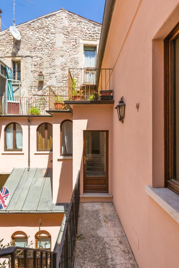 Magnificent Cosy Loft Apartamento Verona Exterior foto